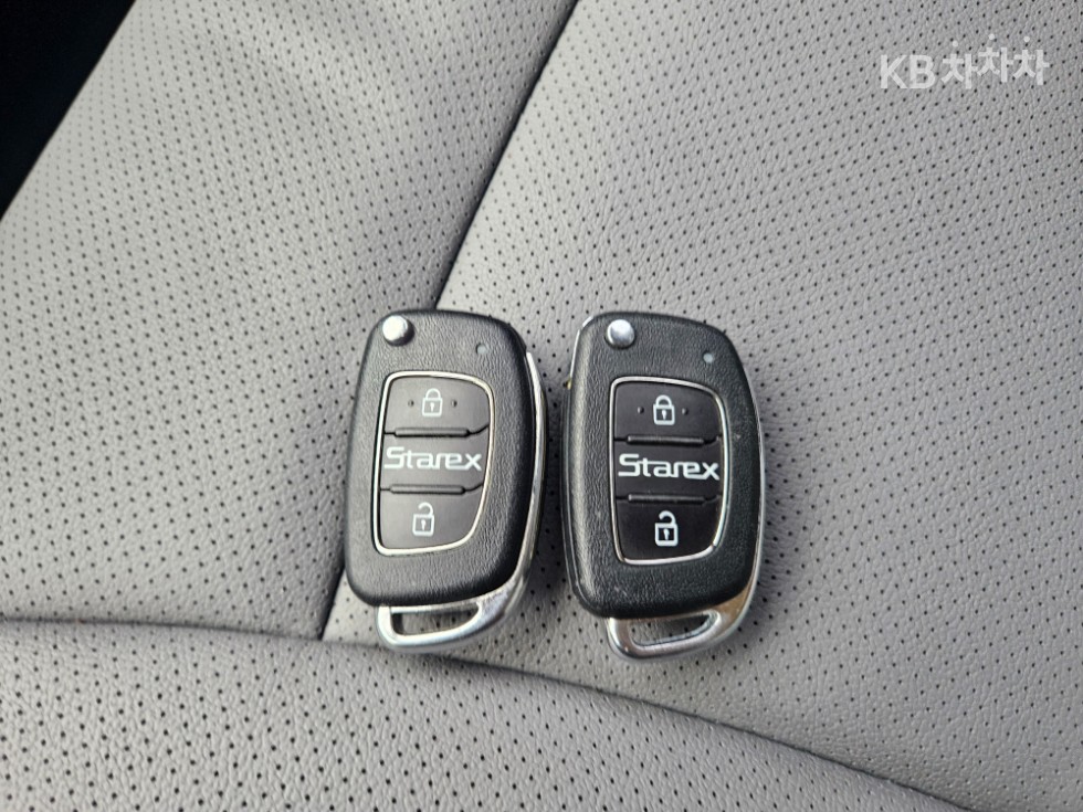 Hyundai Starex — miniaturë 17