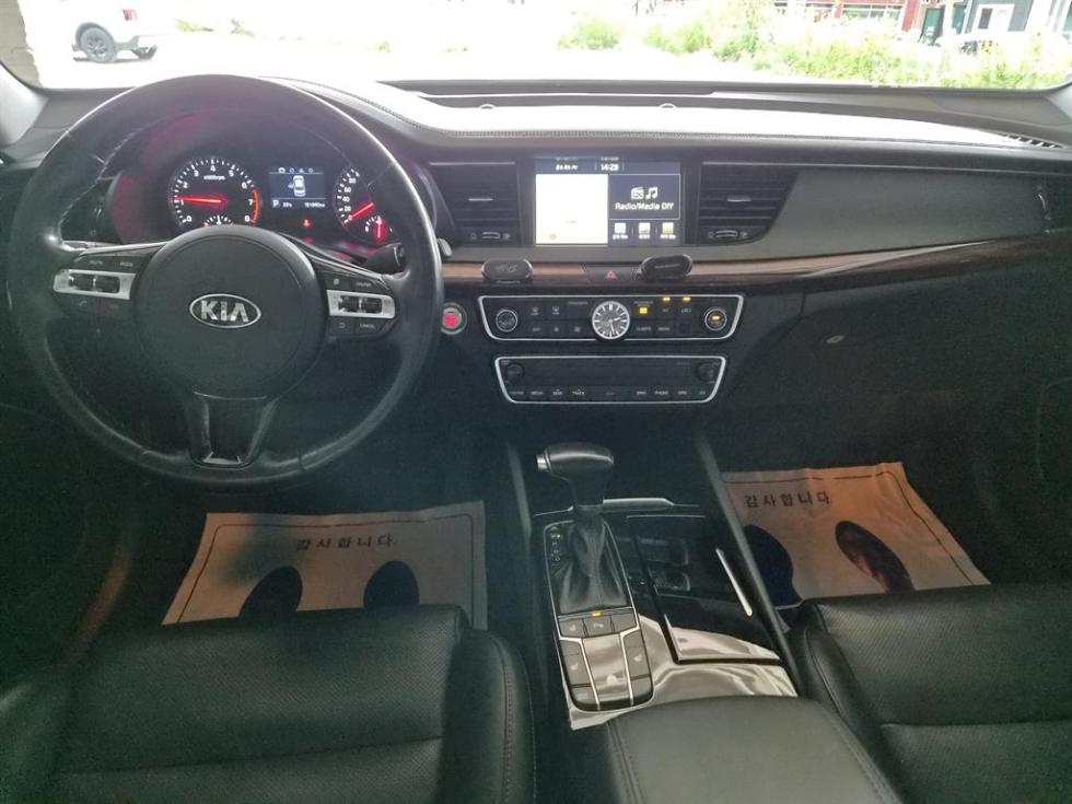 Kia K7 — miniaturë 8
