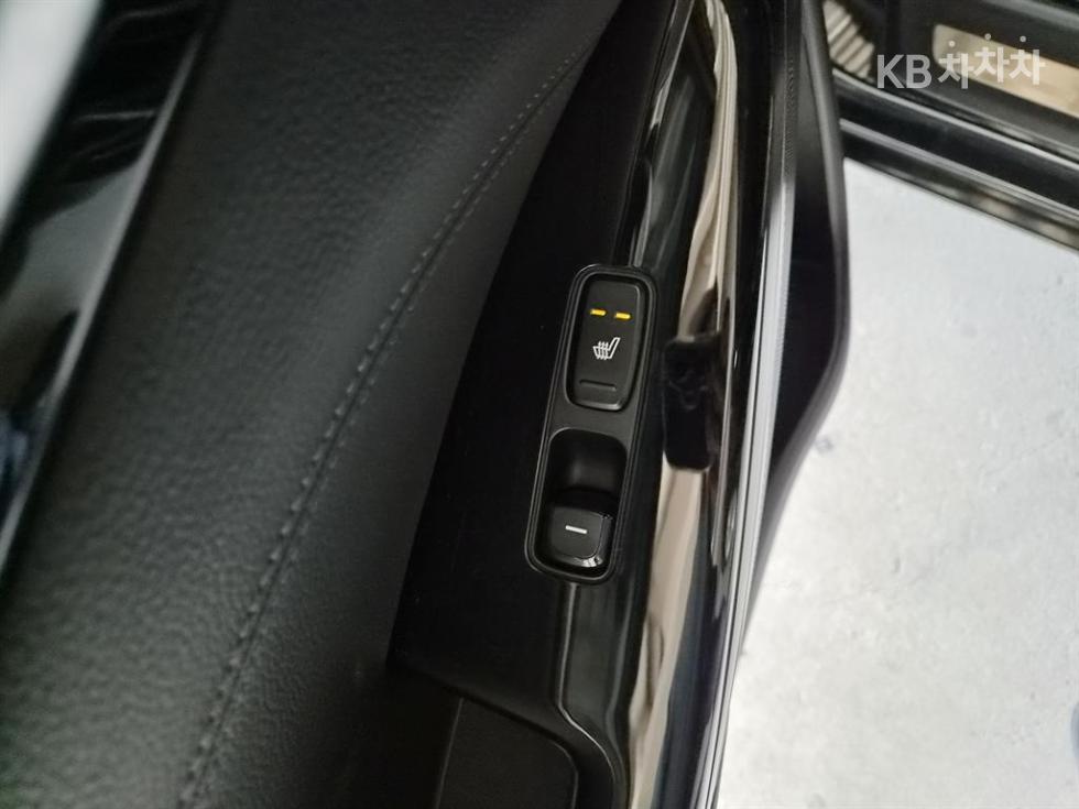 Kia K7 — miniaturë 9