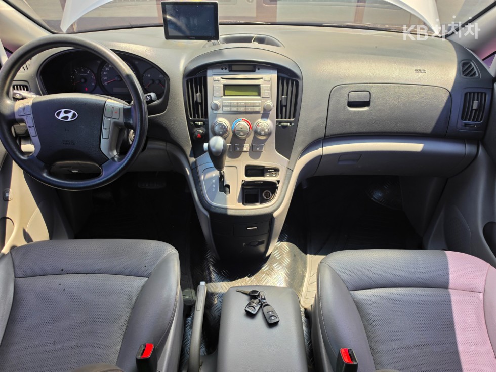 Hyundai Starex — miniaturë 13