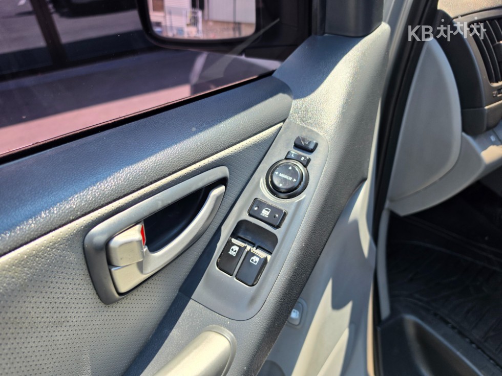 Hyundai Starex — miniaturë 16