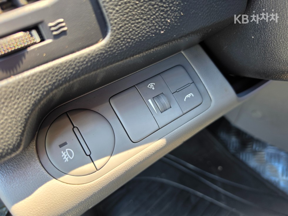 Hyundai Starex — miniaturë 17