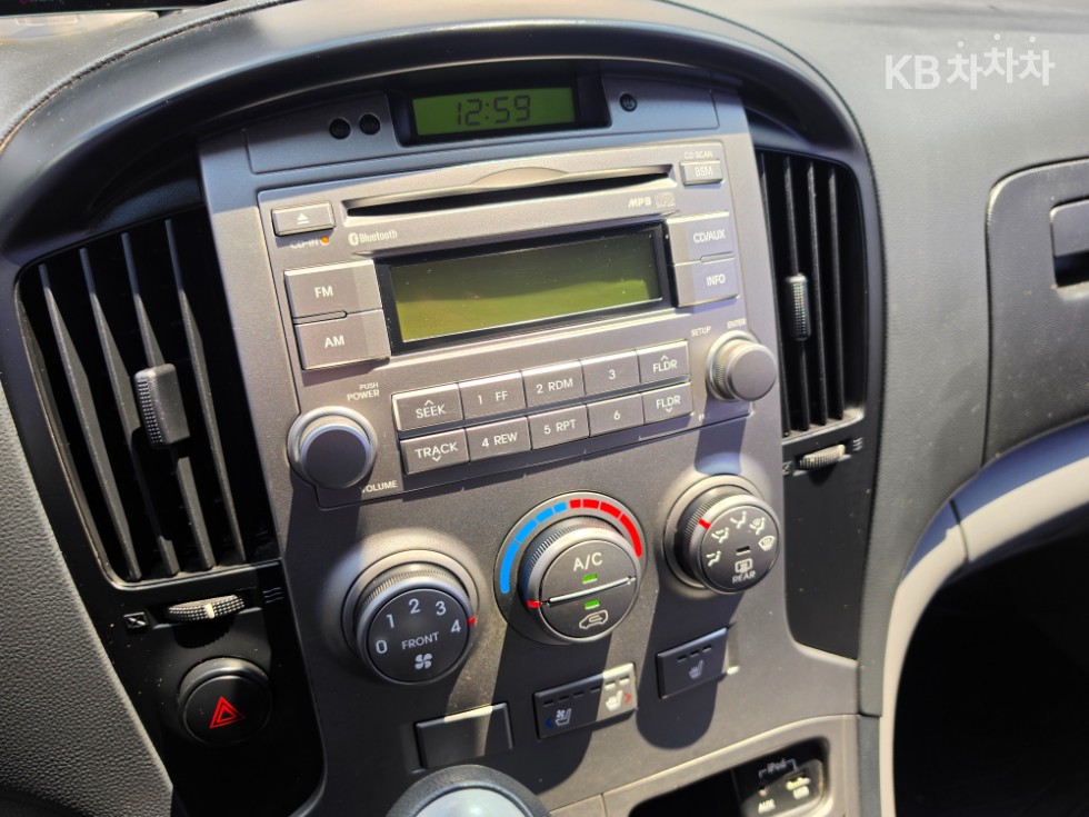 Hyundai Starex — miniaturë 20