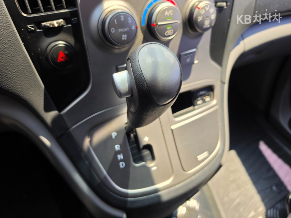 Hyundai Starex — miniaturë 22