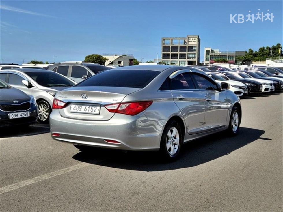 Hyundai Sonata — miniaturë 4
