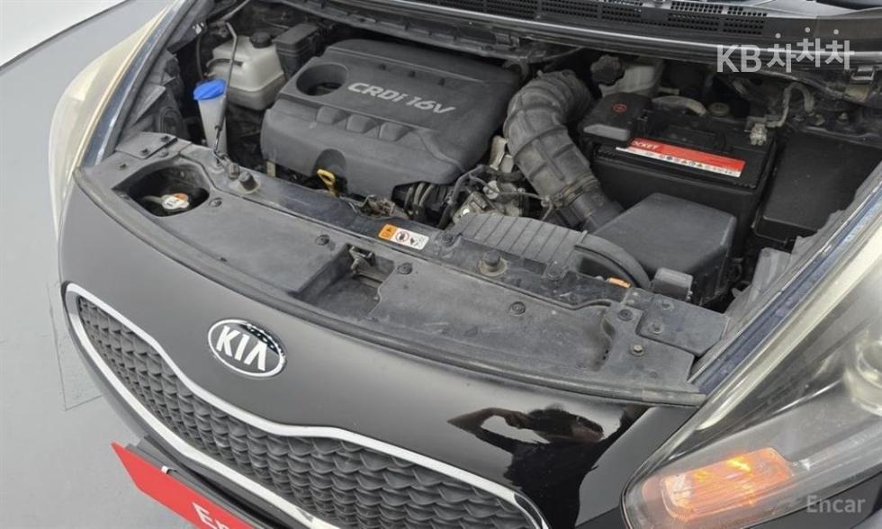 Kia Carens — miniaturë 4