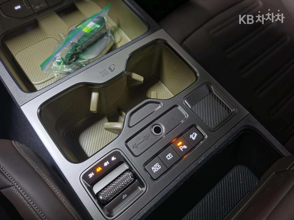 2025 Kia Used Car photo