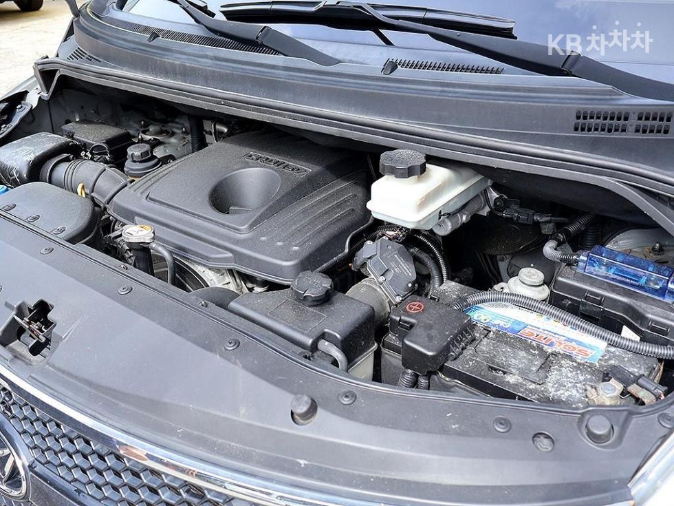 Hyundai Starex — miniaturë 18