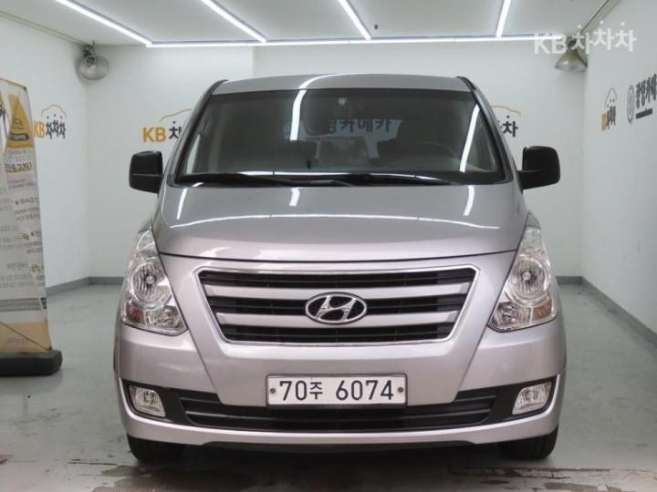 Hyundai Starex 12  seats  wagon cvx  smart — foto 1