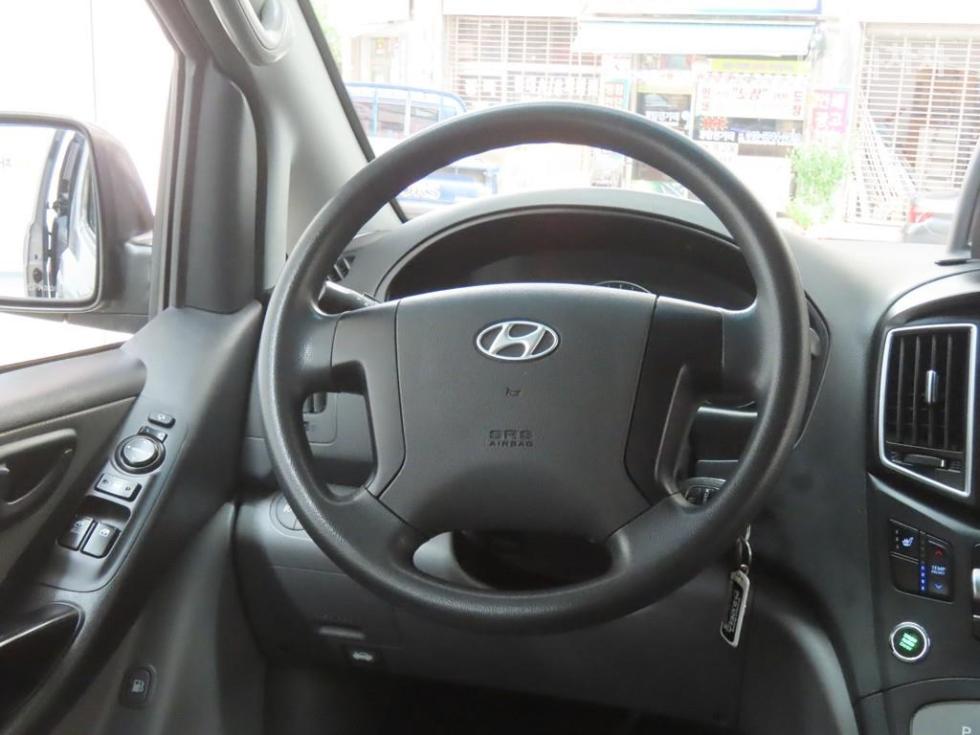 Hyundai Starex — miniaturë 18