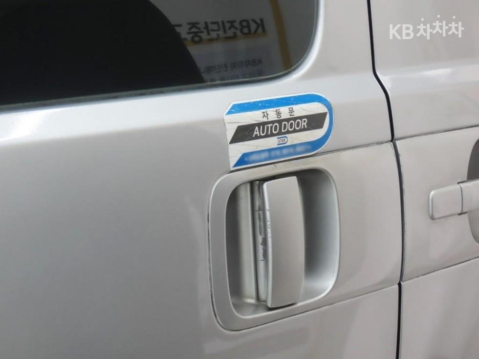 Hyundai Starex — miniaturë 19