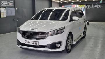 Kia Carnival 9  seats 2.2  diesel  noblesse — foto 1