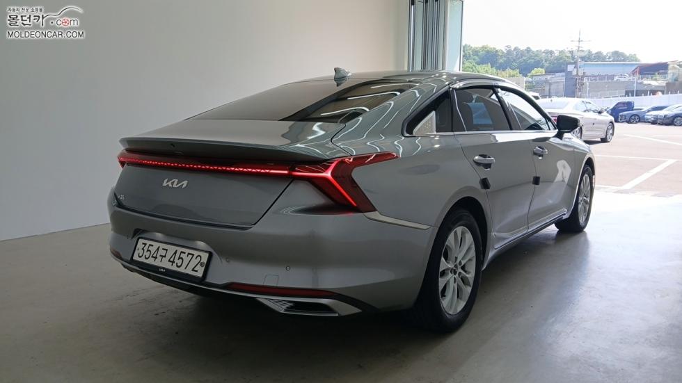 Kia K8 — miniaturë 2