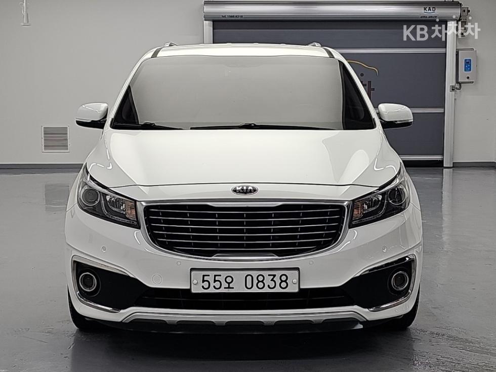 Kia Carnival — miniaturë 2