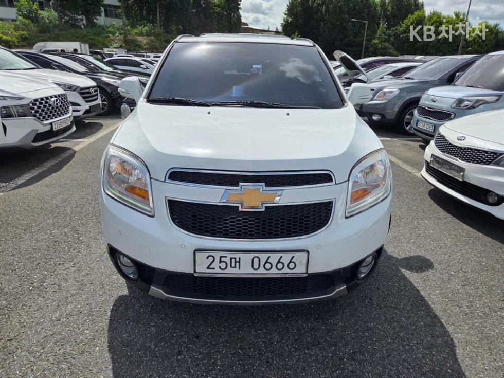 Chevrolet Orlando — miniaturë 2