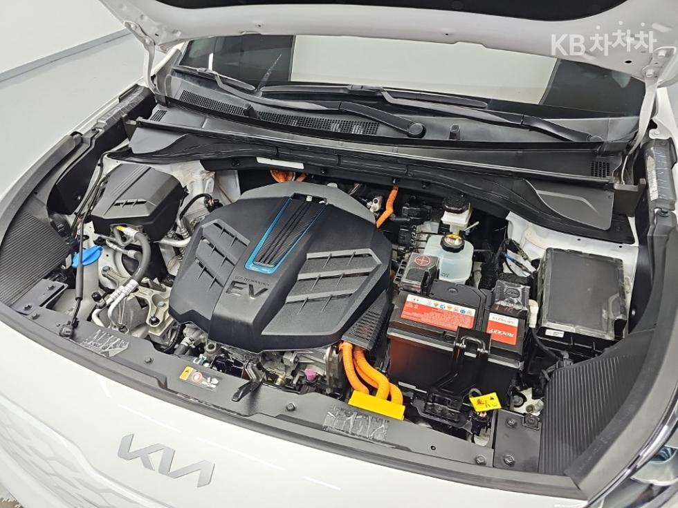 Kia Niro Plus 2024 photo 5