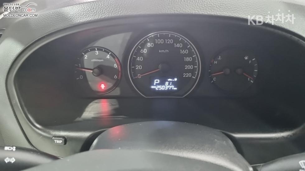 Hyundai Starex — miniaturë 5