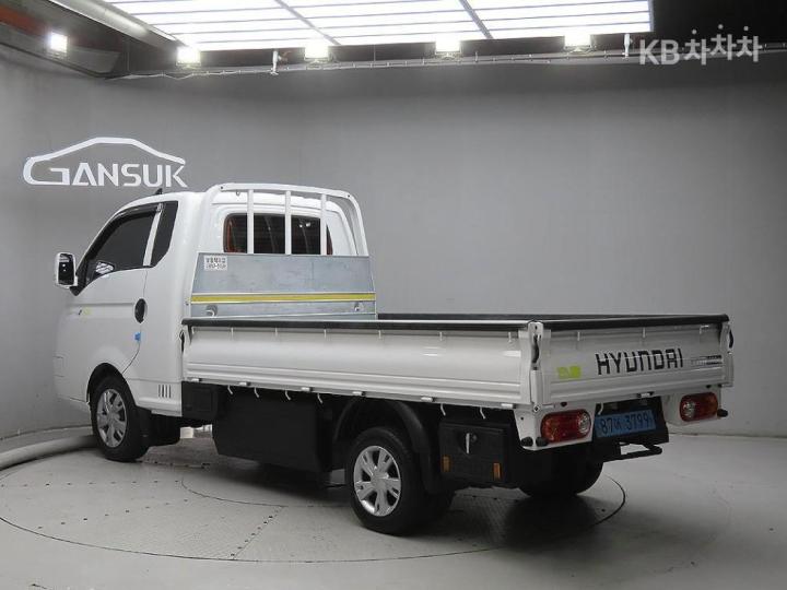 Hyundai Porter Ii 2024 photo 3