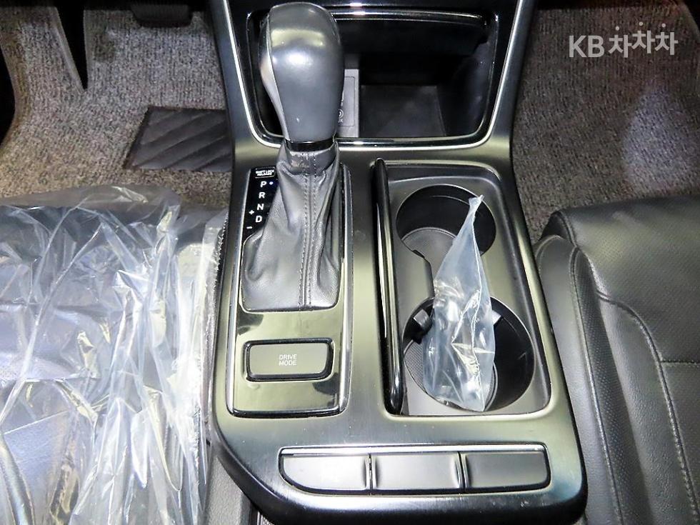 Hyundai Grandeur — miniaturë 12