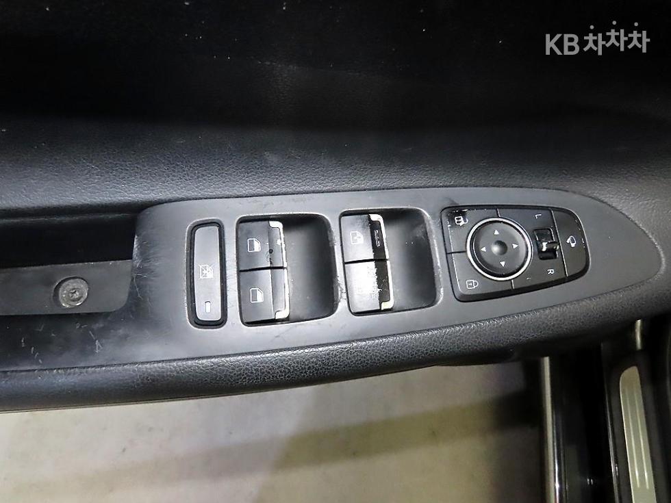 Hyundai Grandeur — miniaturë 13