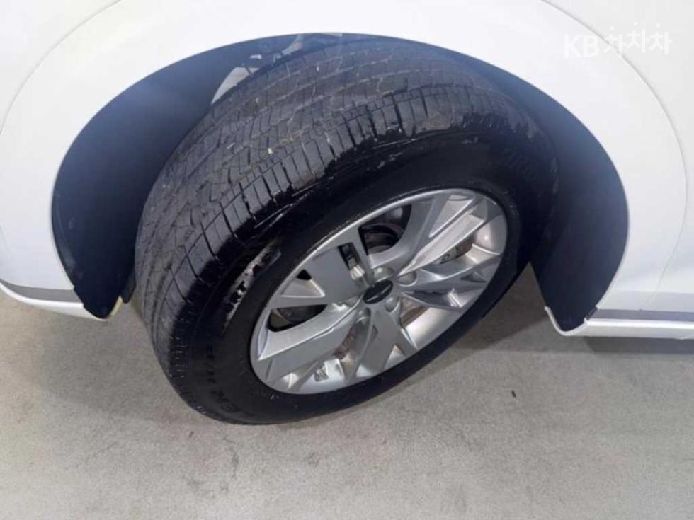 2024 Genesis GV70 photo