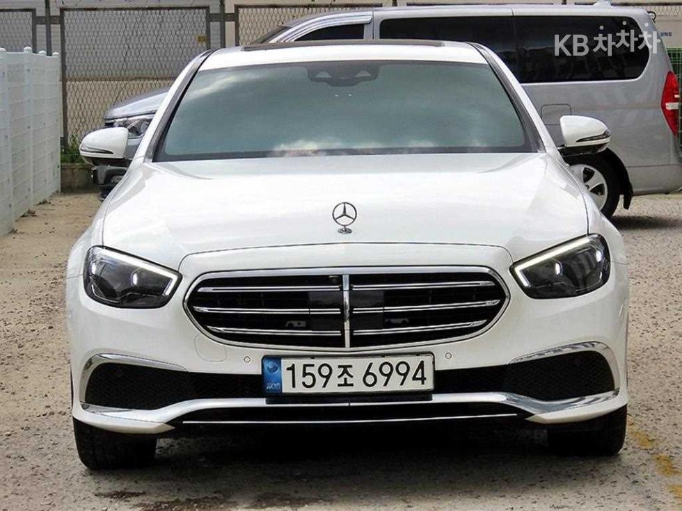 مرسيدس E-Class