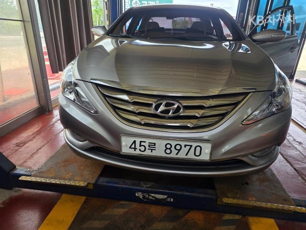 Hyundai Sonata LPi 럭셔리 — foto 1