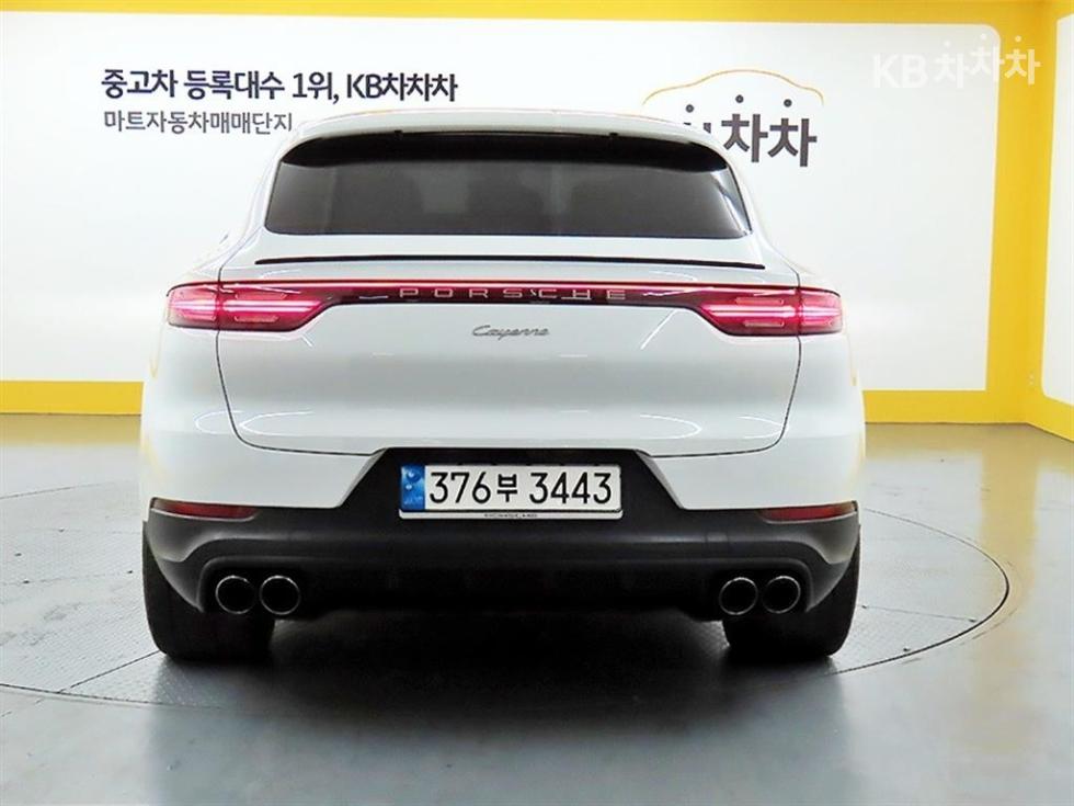 2022 Porsche (9Y0) photo