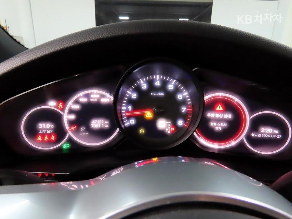2022 Porsche (9Y0) photo
