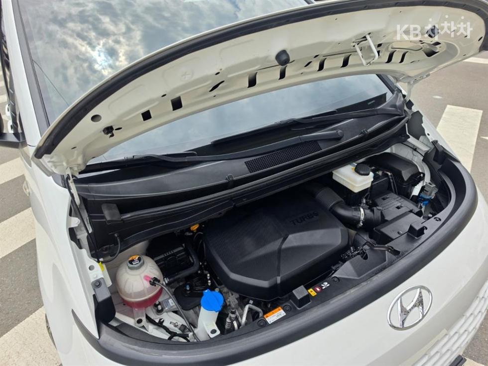 Hyundai Staria — miniaturë 20