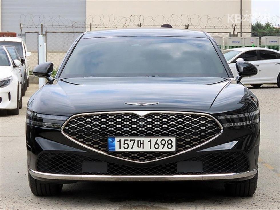 جينيسيس G90