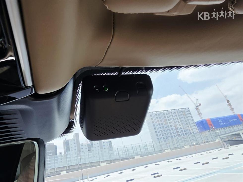 Land Rover Range Rover — miniaturë 17