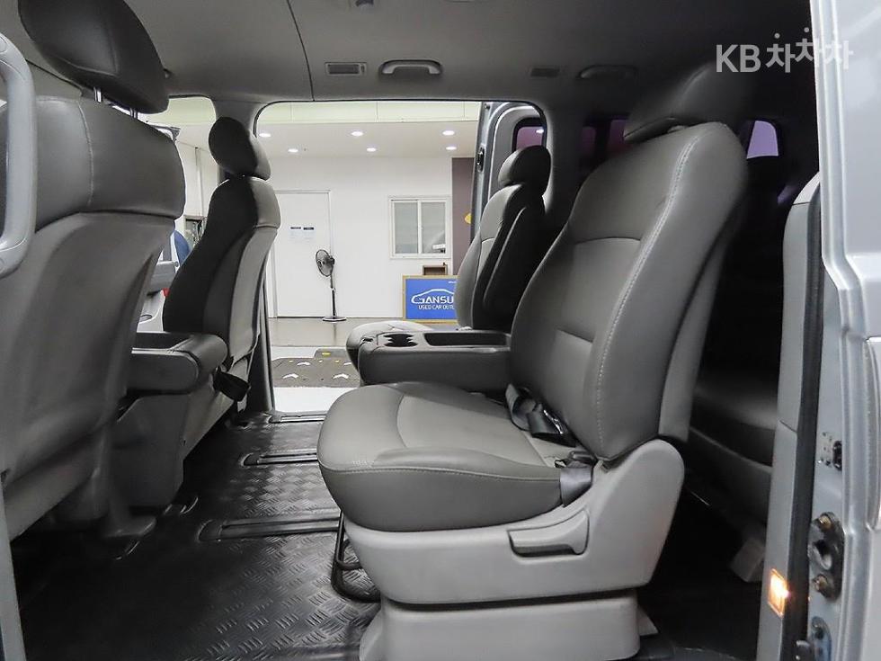 Hyundai Starex — miniaturë 11