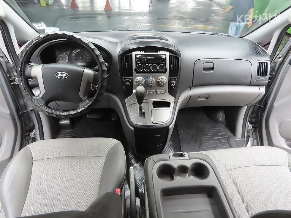 Hyundai Starex — miniaturë 12