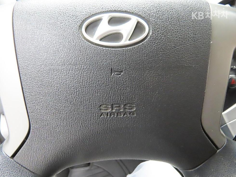 Hyundai Starex — miniaturë 16