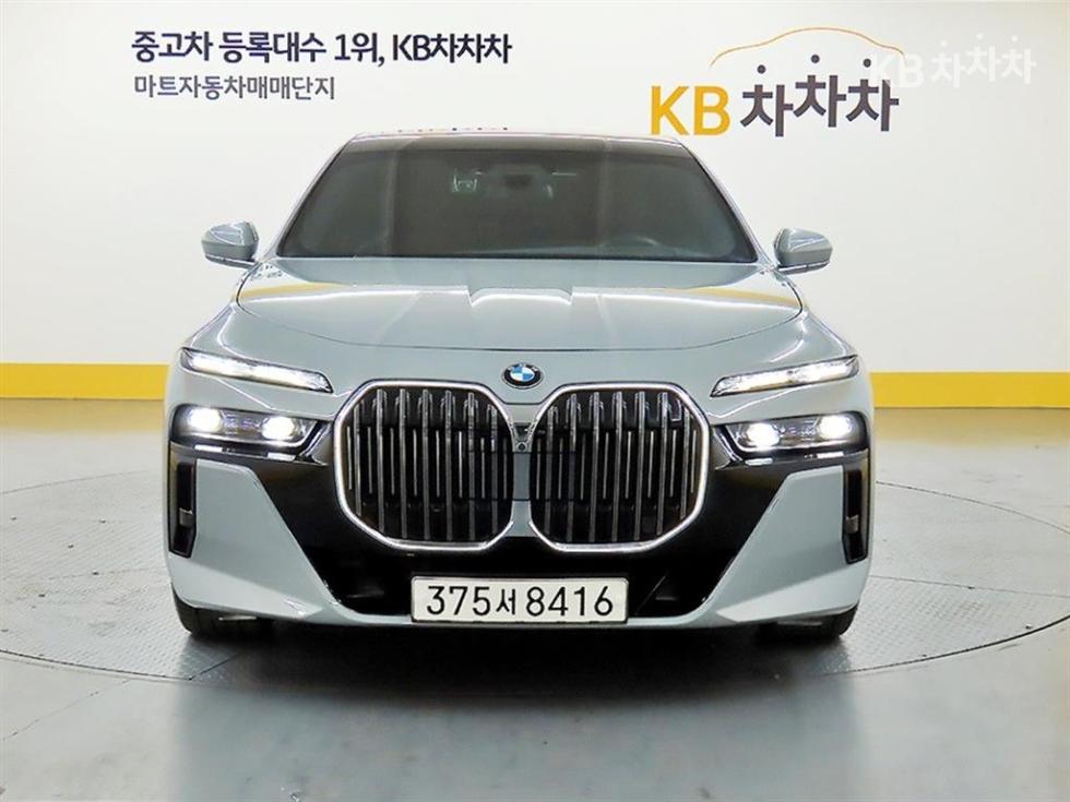 بي إم دبليو 7-Series