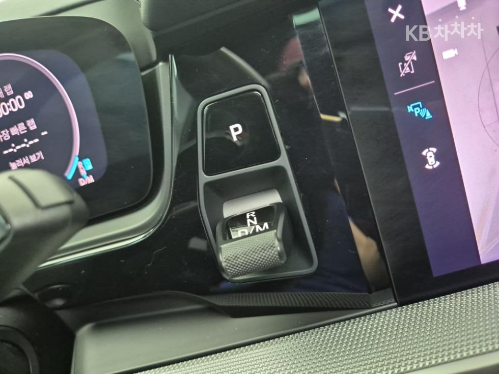Porsche Cayenne — miniaturë 8