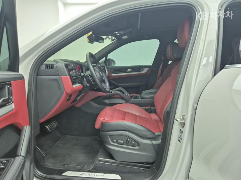 Porsche Cayenne — miniaturë 11