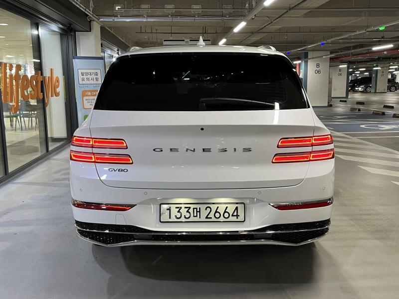 2024 Genesis GV80 photo