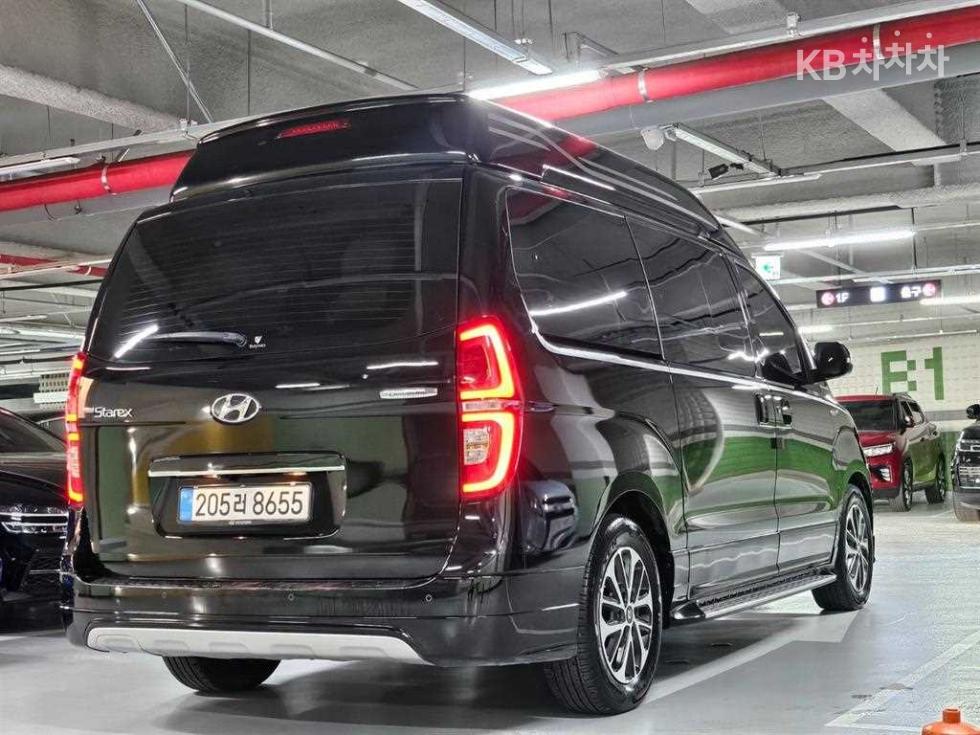 Hyundai Starex — miniaturë 4