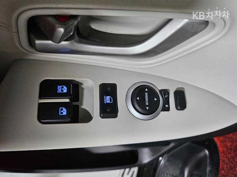 Hyundai Starex — miniaturë 17