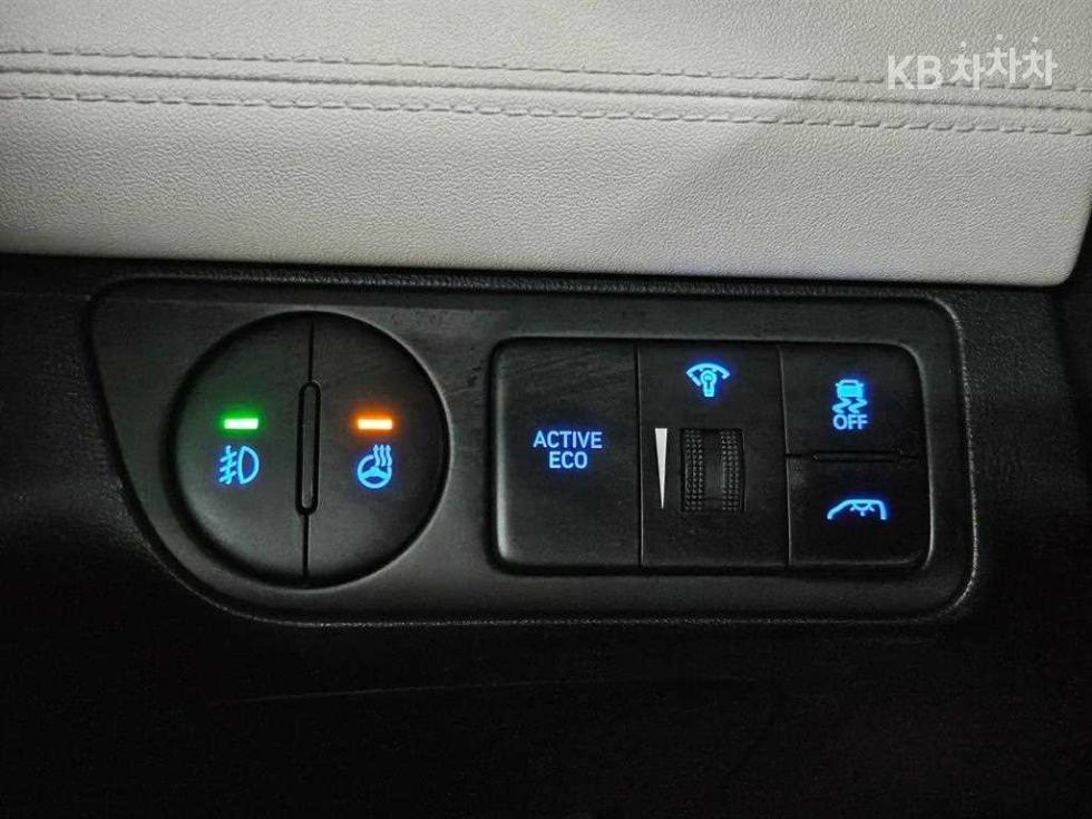 Hyundai Starex — miniaturë 18