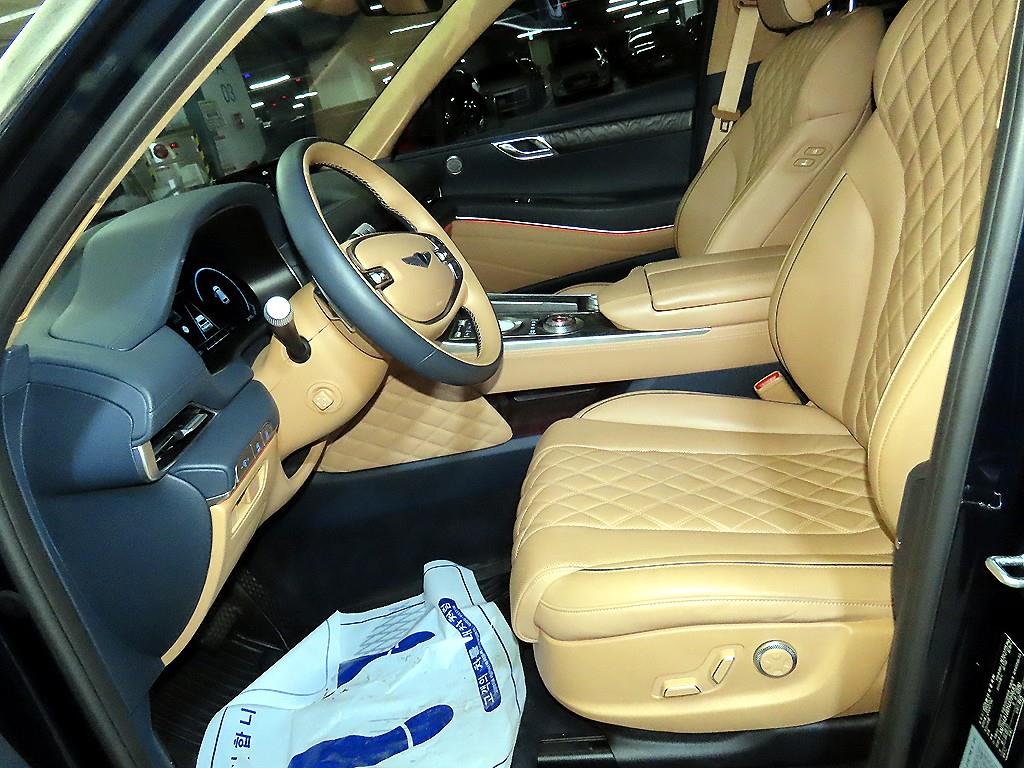 2022 Genesis GV80 photo