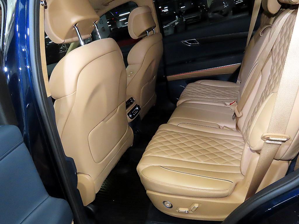 2022 Genesis GV80 photo