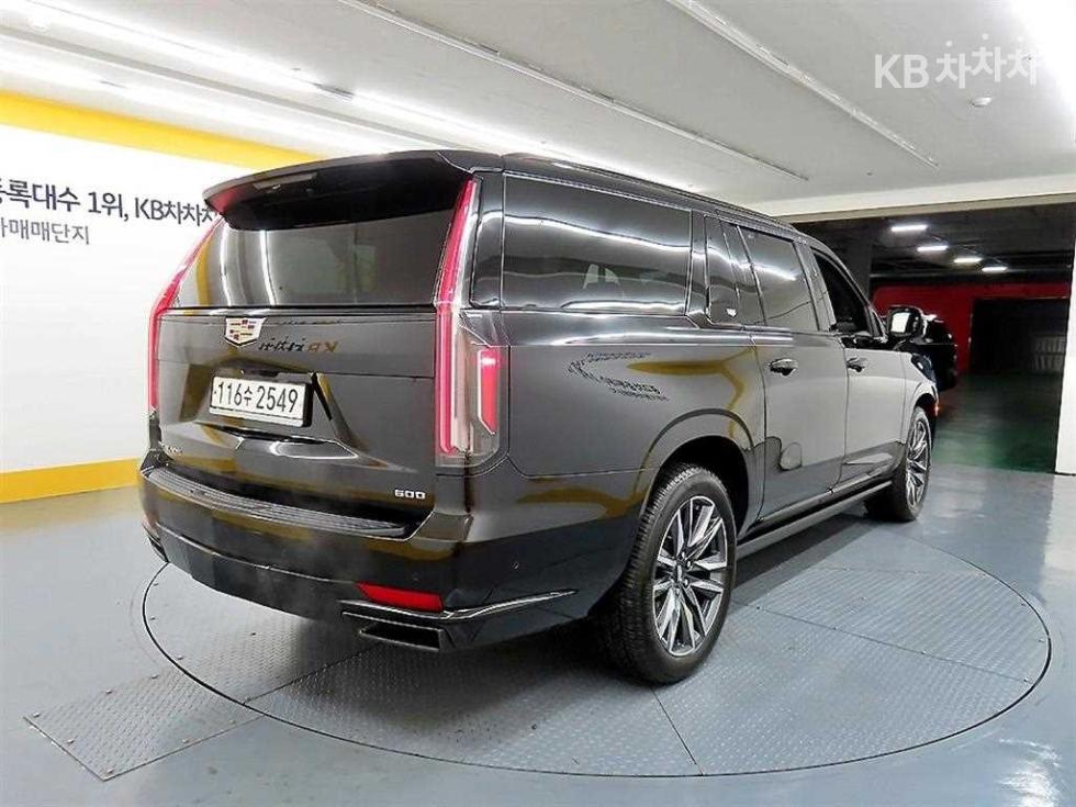 2023 Cadillac ESCALADE(5) photo