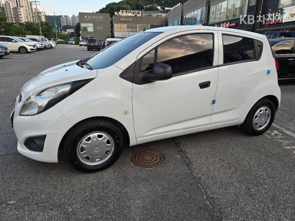 Chevrolet Spark — miniaturë 3