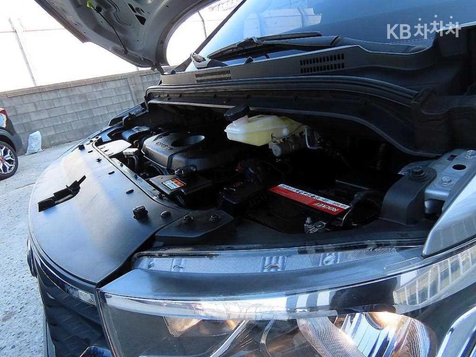 Hyundai Starex — miniaturë 18