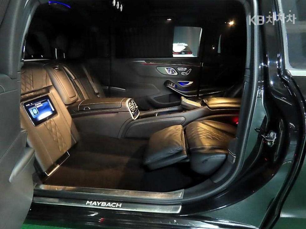 2021 Mercedes-Benz S photo