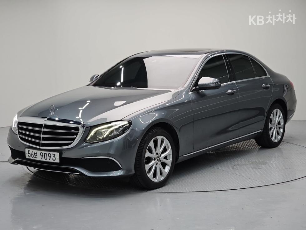 مرسيدس E-Class