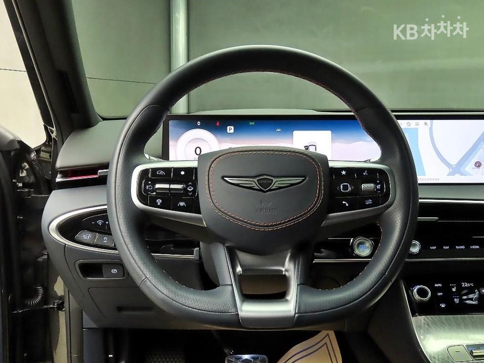 2024 Genesis GV70 photo